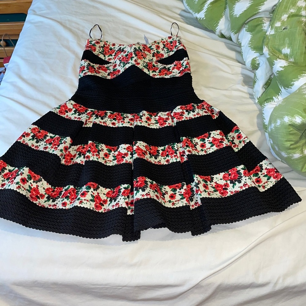 Cute tube mini dress